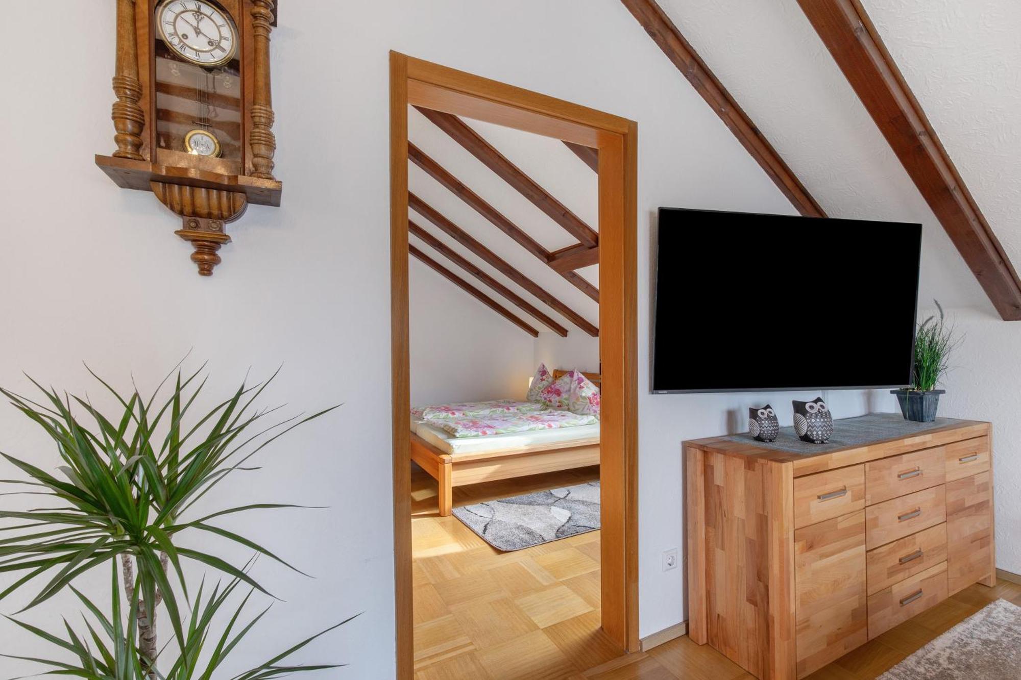 Ferienwohnung Fernsicht Zwiefalten Exteriör bild